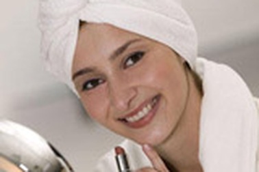 Cười xinh cùng hàm răng trắng bóng