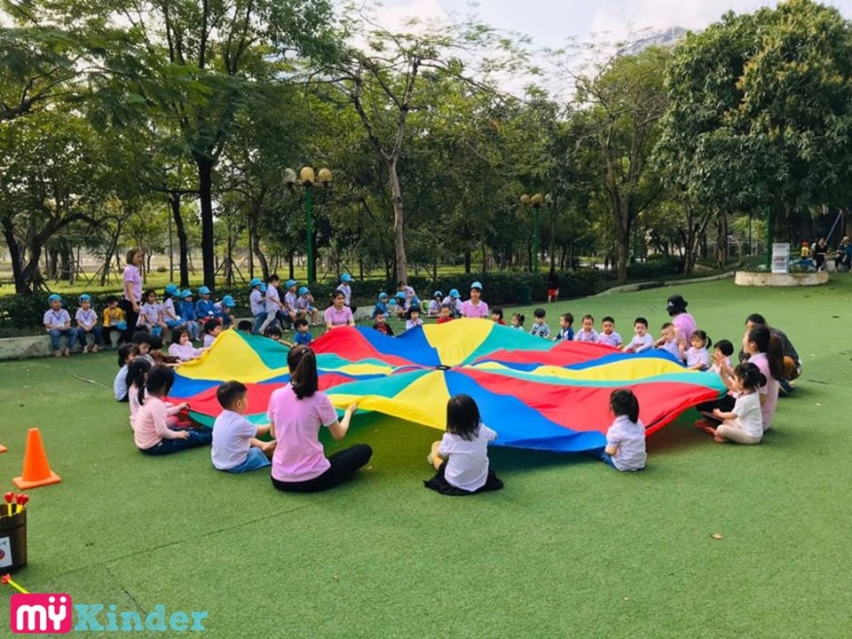 Trường mầm non “Không học, chỉ chơi” - 1 Trường mầm non “Không học, chỉ chơi” - 1