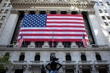 Thu nhập của người dân Mỹ tăng mạnh hơn dự kiến trong tháng 12/2020