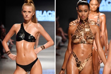 Sửng sốt với mốt đồ bơi... băng keo