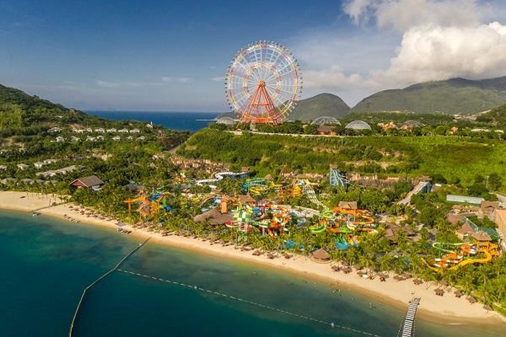 Công viên nước tại VinWonders Nha Trang xác lập kỷ lục châu Á - 1 Công viên nước tại VinWonders Nha Trang xác lập kỷ lục châu Á - 1