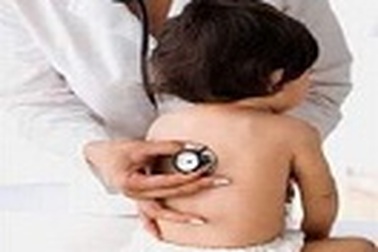 Chuẩn bị gì cho trẻ trong mùa viêm phổi cấp?