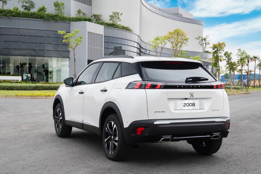 Chiếc ô tô Thaco Auto trao tặng cô gái vàng Nguyễn Thị Oanh có gì đặc biệt? - 5 Chiếc ô tô Thaco Auto trao tặng cô gái vàng Nguyễn Thị Oanh có gì đặc biệt? - 5