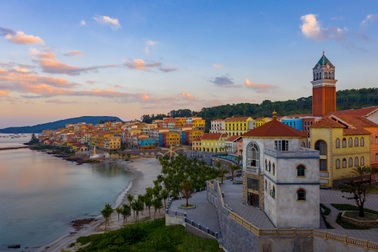 Sun Group hợp tác với Hilton quản lý khu nghỉ dưỡng La Festa Phu Quoc