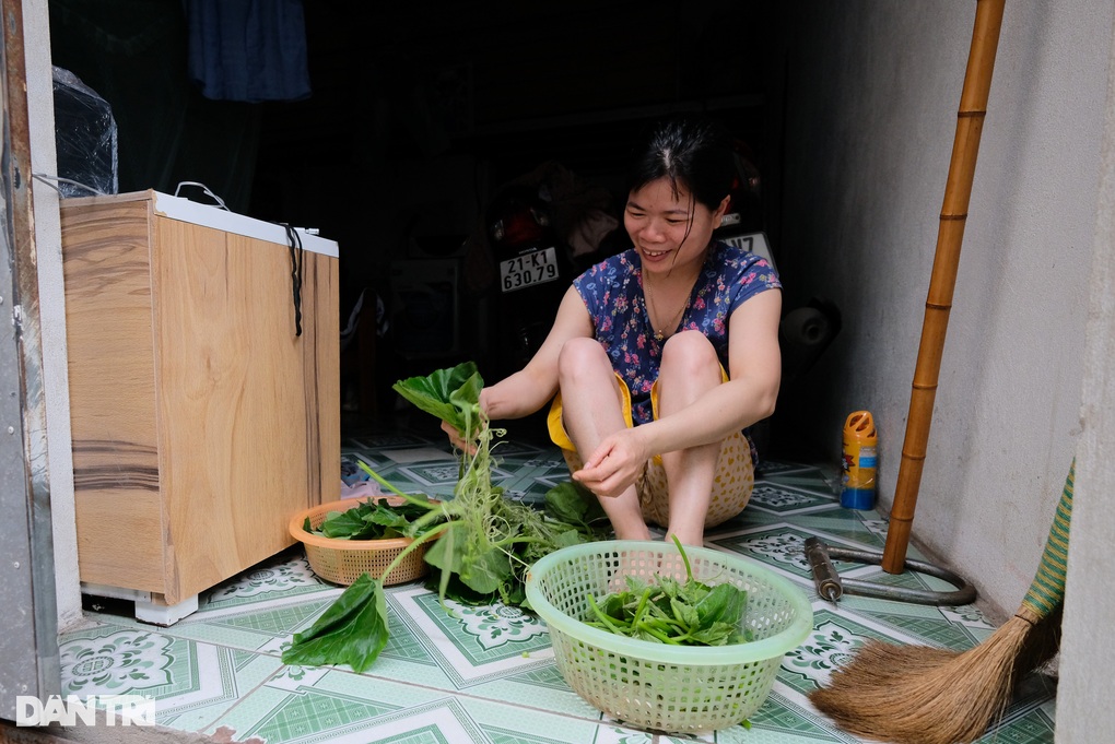 Nghỉ 5 ngày lễ, công nhân nghèo vừa về quê vừa lo - 3 Nghỉ 5 ngày lễ, công nhân nghèo vừa về quê vừa lo - 3
