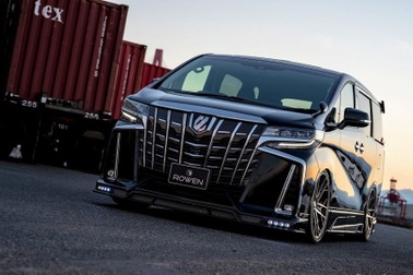 Toyota Alphard thêm dị biệt với gói độ ngoại thất của Rowen