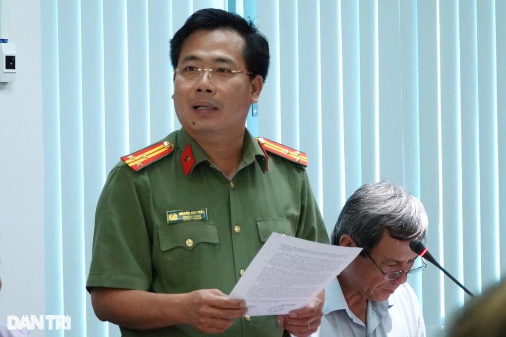 Nam sinh trường cao đẳng đi đánh nhau vì bạn gái bị đòi 200.000 đồng - 1 Nam sinh trường cao đẳng đi đánh nhau vì bạn gái bị đòi 200.000 đồng - 1