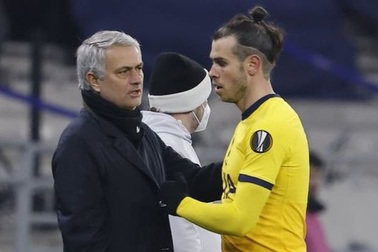Thay đổi thái độ, HLV Mourinho khen Gareth Bale ngút trời