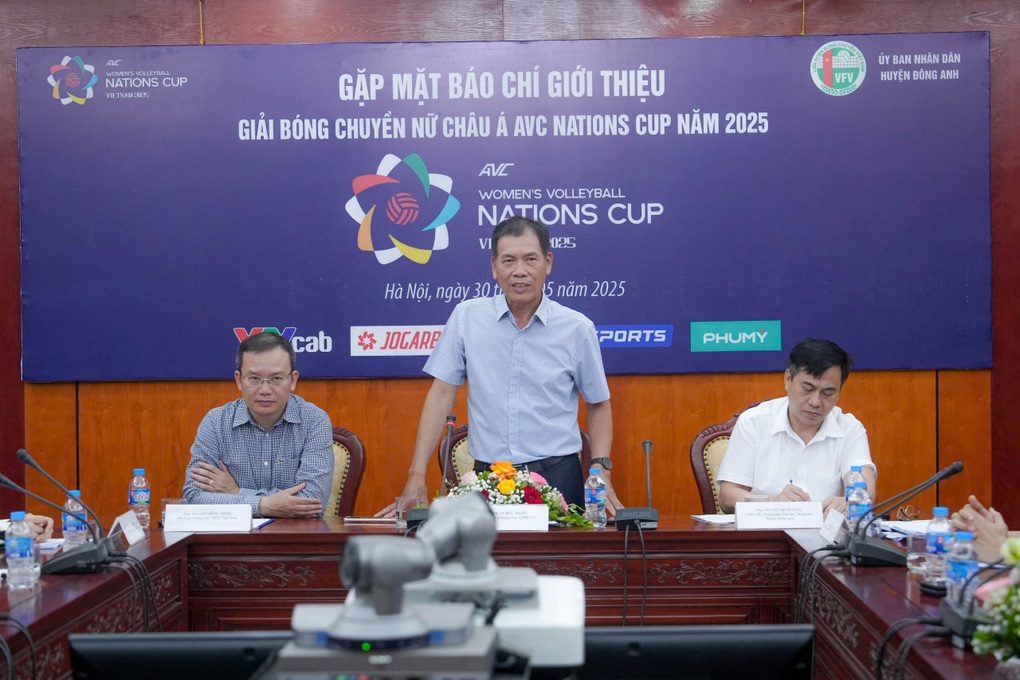 Tuyển bóng chuyền nữ Việt Nam đặt mục tiêu vô địch AVC Cup 2025 - 1 Tuyển bóng chuyền nữ Việt Nam đặt mục tiêu vô địch AVC Cup 2025 - 1
