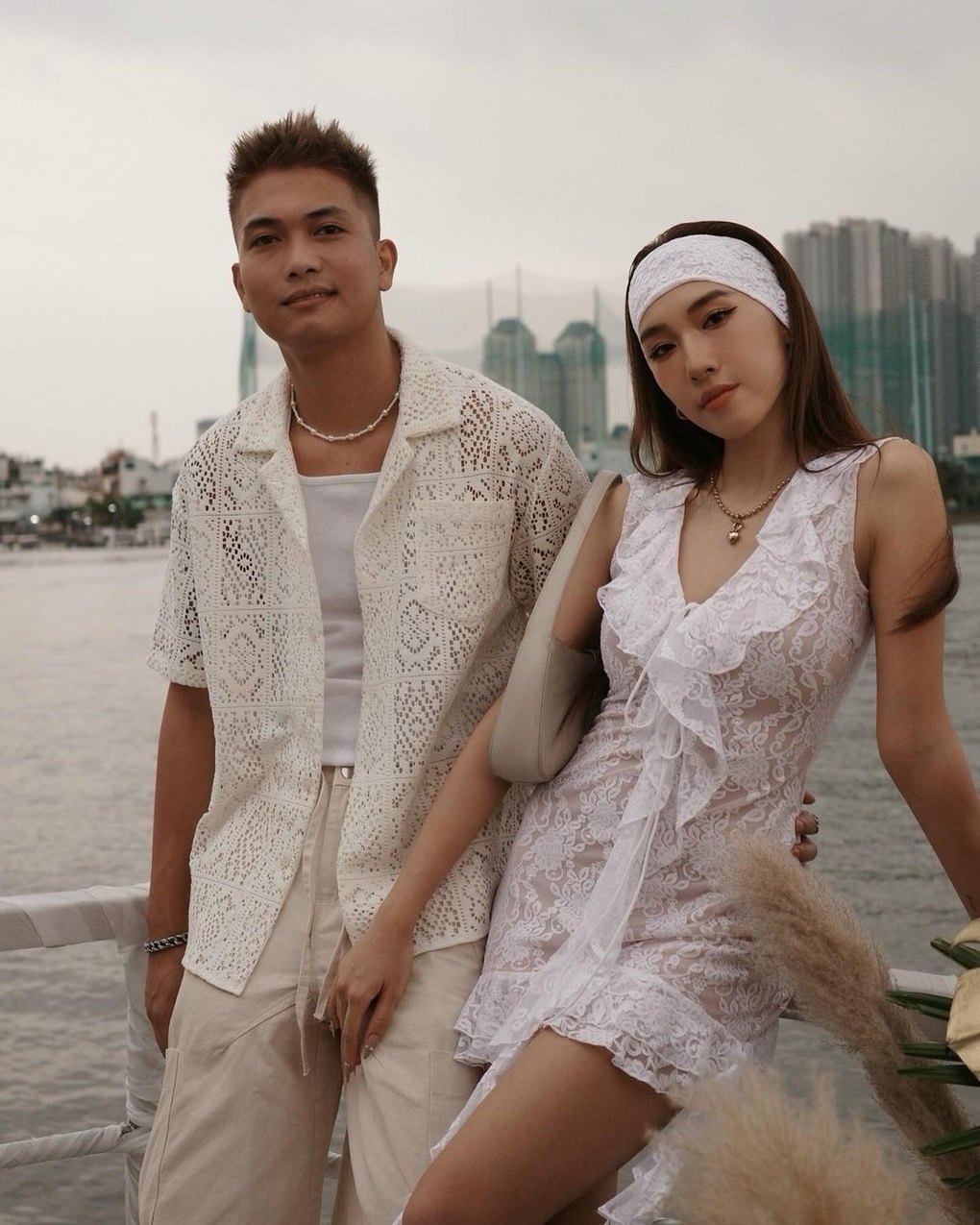 Cuộc sống xa hoa, viên mãn của Huyền Baby, Emily và Hạnh Sino sau 13 năm - 6 Cuộc sống xa hoa, viên mãn của Huyền Baby, Emily và Hạnh Sino sau 13 năm - 6