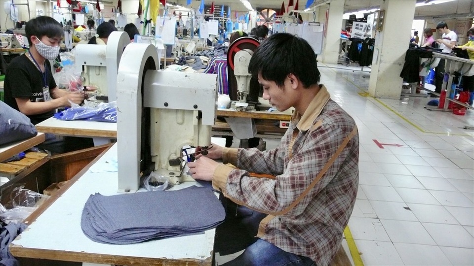 Quốc hội thông qua Bộ luật Lao động (sửa đổi): Vẫn còn nhiều băn khoăn - 2 Quốc hội thông qua Bộ luật Lao động (sửa đổi): Vẫn còn nhiều băn khoăn - 2