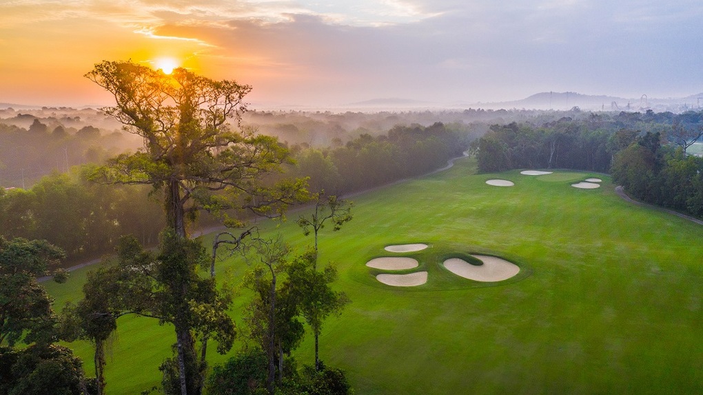 Trải nghiệm golf có 1-0-2 bên cánh rừng nguyên sinh Phú Quốc - 2 Trải nghiệm golf có 1-0-2 bên cánh rừng nguyên sinh Phú Quốc - 2