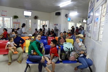 Đà Nẵng: Nắng nóng gay gắt, nhiều trẻ nhập viện