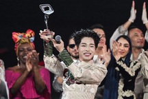 Thủ tướng gửi thư chúc mừng thành tích xuất sắc của ca sĩ Đức Phúc