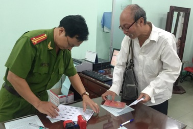 Những người đầu tiên được cấp thẻ Căn cước công dân