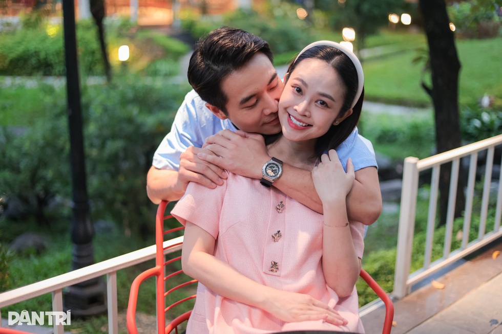 Chồng kém 5 tuổi nuông chiều MC Thùy Linh, nói về hôn nhân trái dấu - 7 Chồng kém 5 tuổi nuông chiều MC Thùy Linh, nói về hôn nhân trái dấu - 7