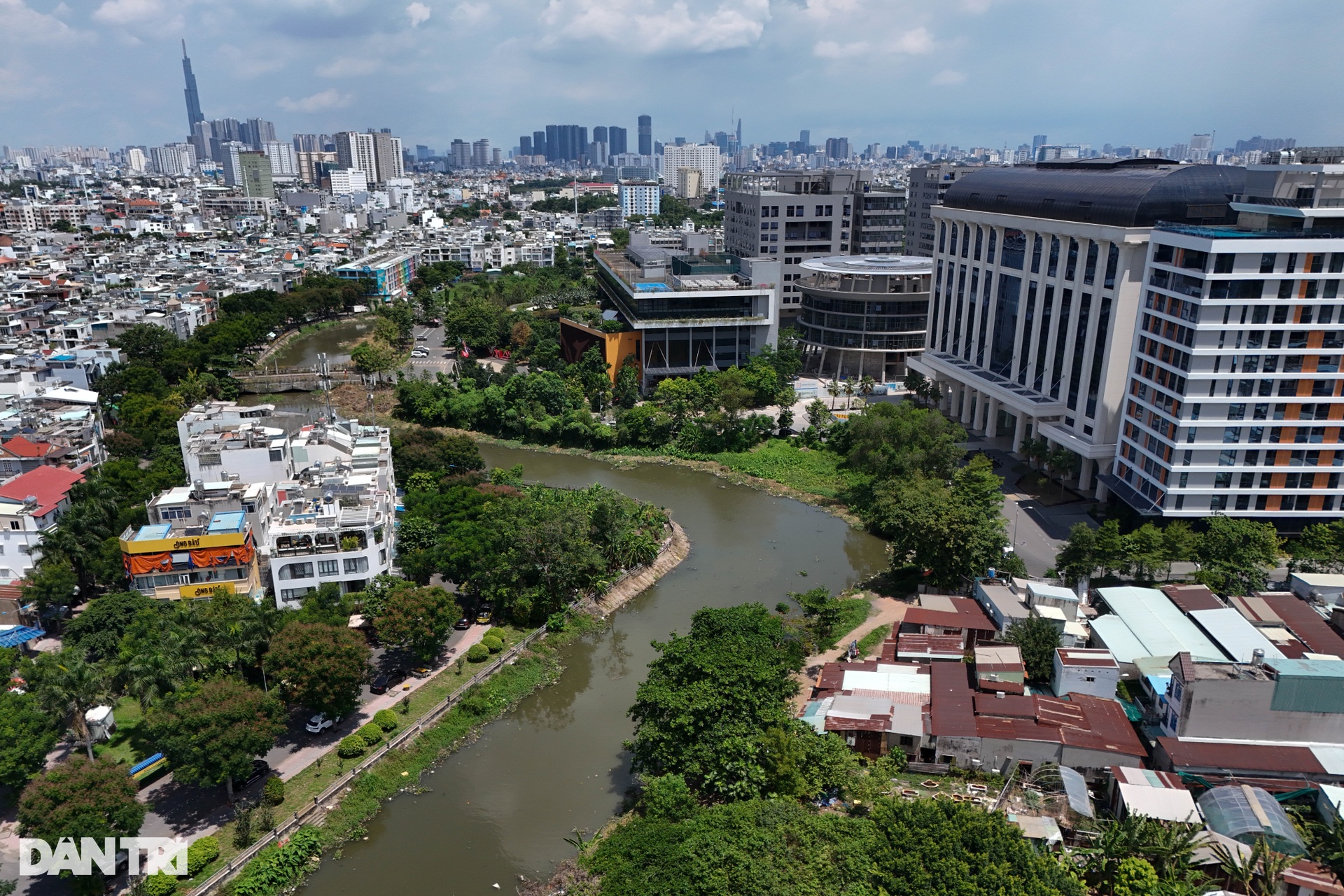 Hiện trạng 9km rạch Xuyên Tâm chảy qua nội ô TPHCM được cải tạo - 6 Hiện trạng 9km rạch Xuyên Tâm chảy qua nội ô TPHCM được cải tạo - 6