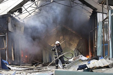 Ukraine: Thùng thuốc súng lại nổ, Nga – EU “ăn miếng trả miếng”