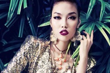 “Chân dài” Lan Khuê dự thi siêu mẫu châu Á 2012