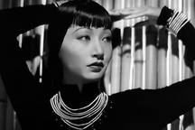 Nữ diễn viên gốc Á đầu tiên thành danh ở Hollywood là ai?