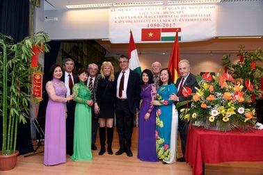 Người Việt tại Hungary đón Tết trong tình quê hương ấm áp