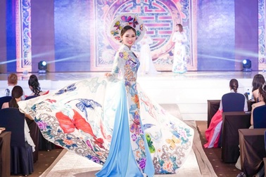 Hoa hậu Nguyễn Thị Thùy được vinh danh tại sự kiện giao lưu văn hóa Việt Hàn