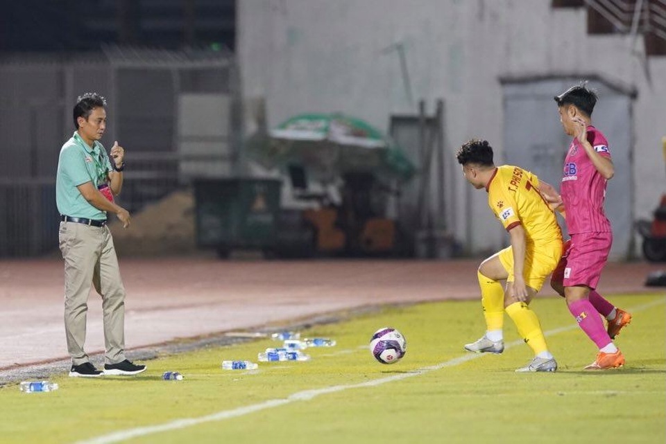 Thầy Park tìm ra người thay Hùng Dũng sau trận đấu ở sân Thống Nhất? - 10 Thầy Park tìm ra người thay Hùng Dũng sau trận đấu ở sân Thống Nhất? - 10