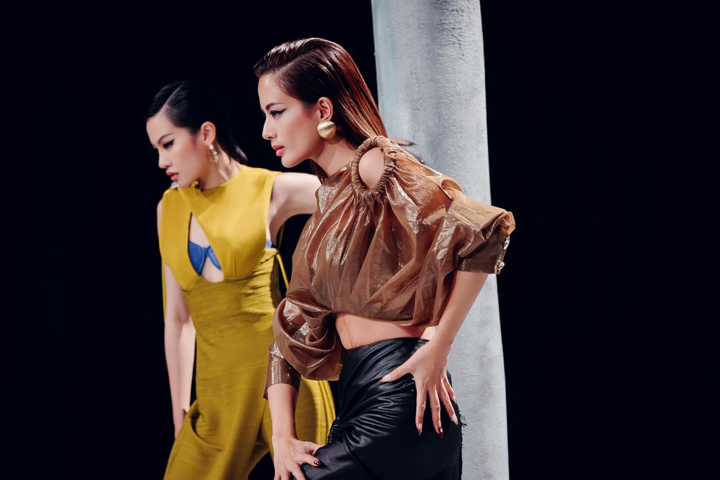 Siêu mẫu Như Vân: Vóc dáng nóng bỏng, hạnh phúc bên chồng Tây và 5 con - 1 Siêu mẫu Như Vân: Vóc dáng nóng bỏng, hạnh phúc bên chồng Tây và 5 con - 1