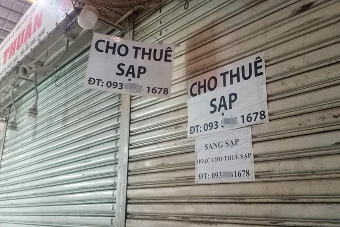 Tiểu thương chợ Bến Thành đóng cửa sạp hàng vì đâu? - 2 Tiểu thương chợ Bến Thành đóng cửa sạp hàng vì đâu? - 2