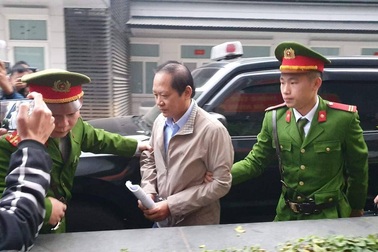 Hai cựu Bộ trưởng Nguyễn Bắc Son, Trương Minh Tuấn hầu tòa