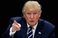 Ông Trump đã "gật đầu" vụ trục xuất 60 quan chức Nga như thế nào?