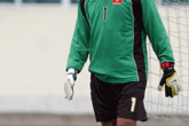 Gạch tên thủ môn Santos, Văn Nhiên bất ngờ bị loại