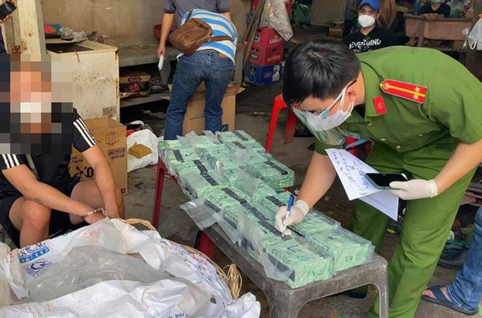 Chân tướng ông trùm đường dây ma túy xuyên quốc gia - 1 Chân tướng ông trùm đường dây ma túy xuyên quốc gia - 1