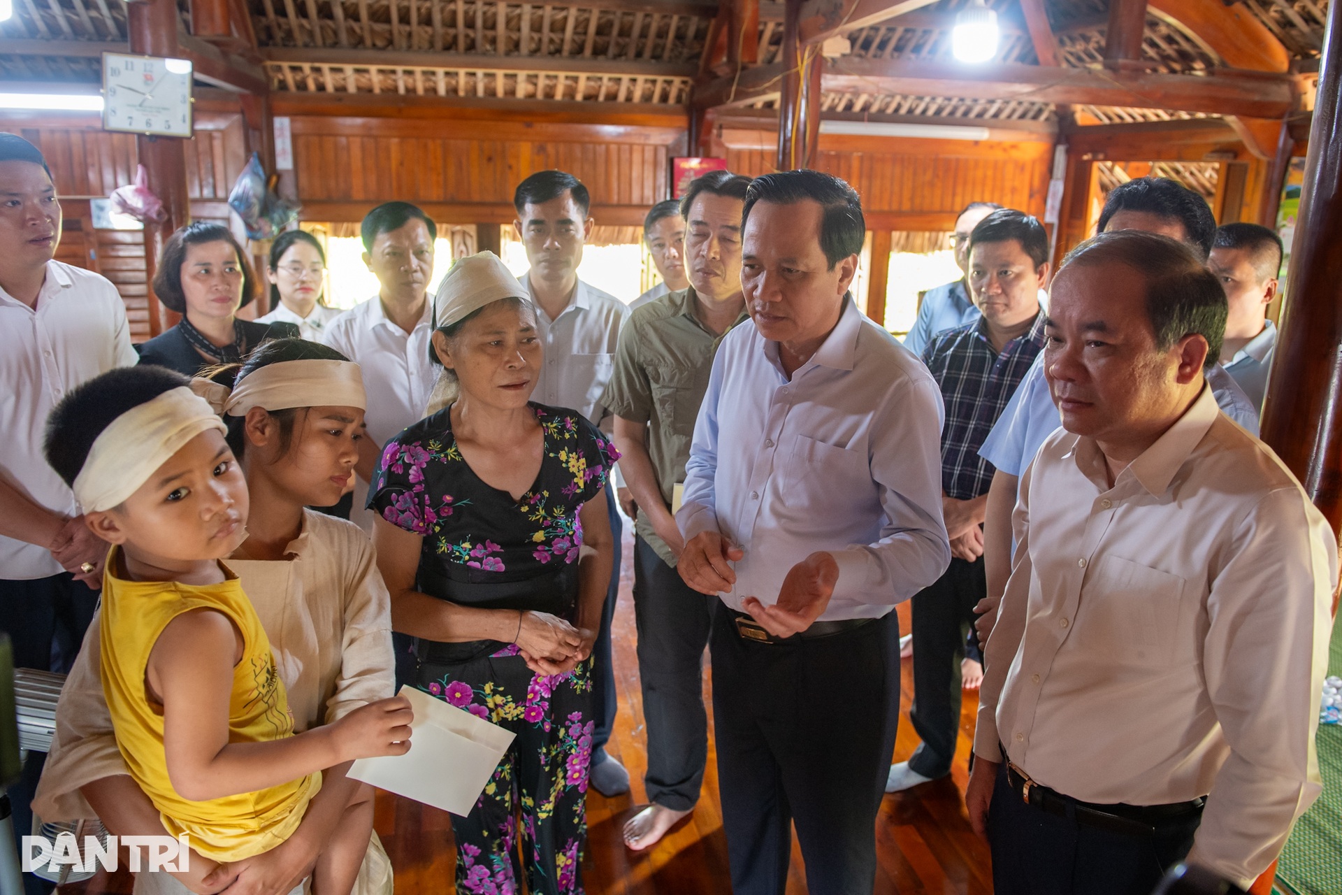 Không thể yên tâm khi người dân chưa có nơi ở, chưa có nhà để sống - 3 Không thể yên tâm khi người dân chưa có nơi ở, chưa có nhà để sống - 3