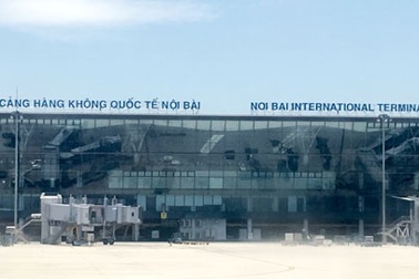 Tăng phí sân bay, chất lượng phục vụ có bớt tệ?