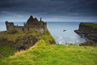 Những tòa lâu đài có vị trí đắc địa, độc đáo nhất thế giới