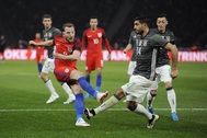 Bàn thắng mang phong cách Johan Cruyff của Harry Kane