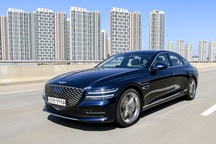 Soi chi tiết sedan hạng sang Genesis G80 mới