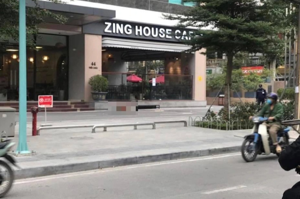 Cụ bà 70 tuổi rơi từ tầng 23 chung cư ở Hà Nội xuống đất tử vong - 2 Cụ bà 70 tuổi rơi từ tầng 23 chung cư ở Hà Nội xuống đất tử vong - 2