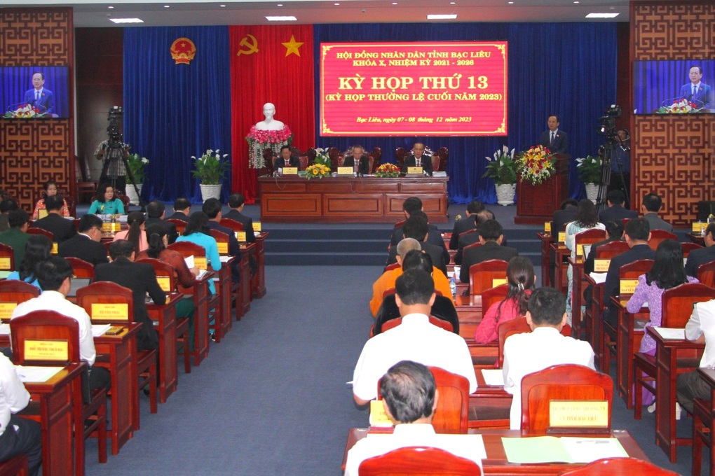 HĐND Bạc Liêu họp, không có đại biểu nào chất vấn - 1 HĐND Bạc Liêu họp, không có đại biểu nào chất vấn - 1