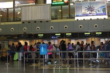 Vì sao tour nước ngoài “lấn át” tour nội địa?