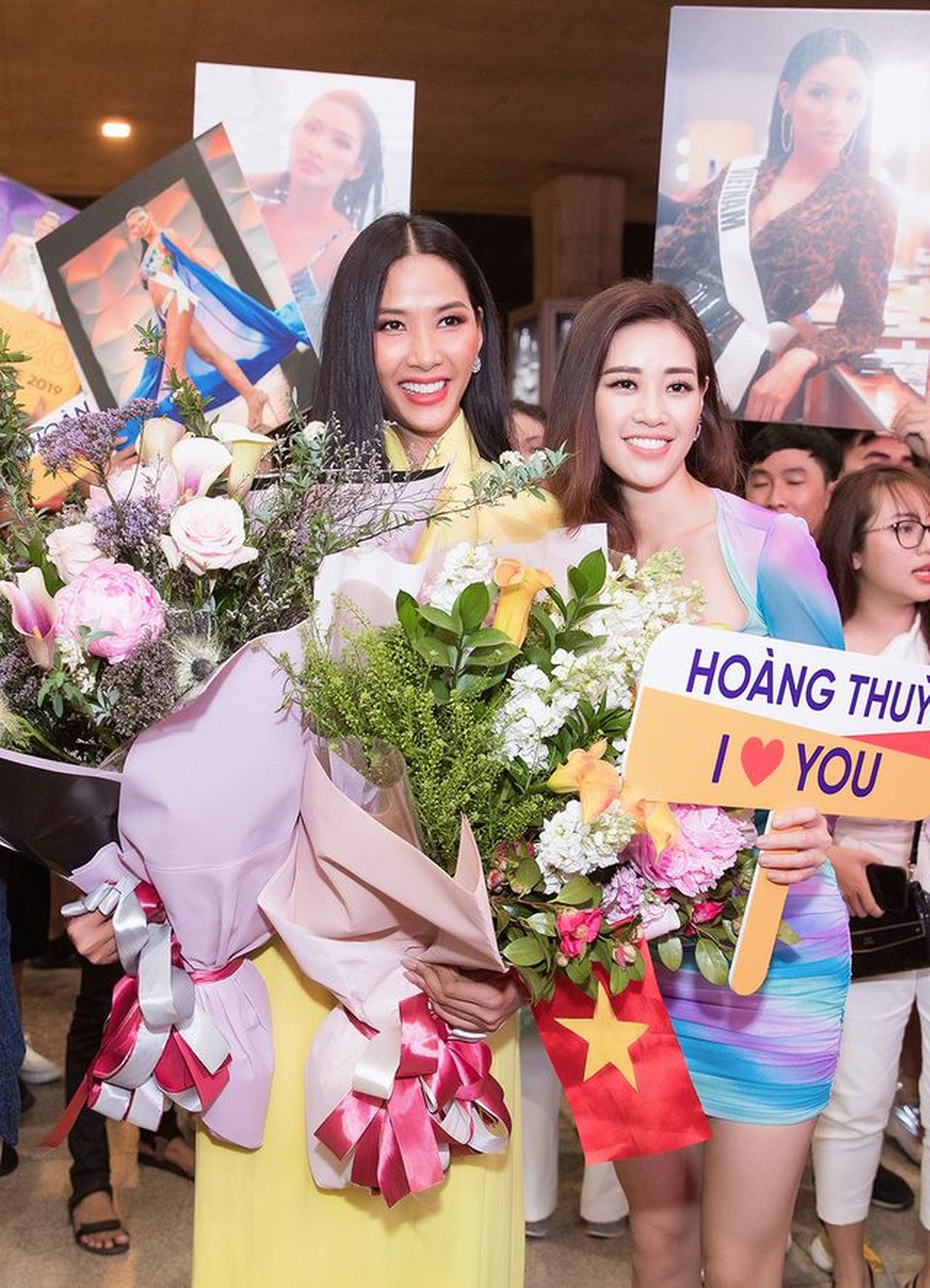 Mối thân tình đặc biệt giữa dàn cầu thủ U22 với loạt sao Việt đình đám - 15 Mối thân tình đặc biệt giữa dàn cầu thủ U22 với loạt sao Việt đình đám - 15