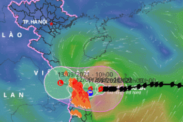 Bão số 5 giật cấp 12 đang tiến gần bờ biển Quảng Trị - Quảng Ngãi