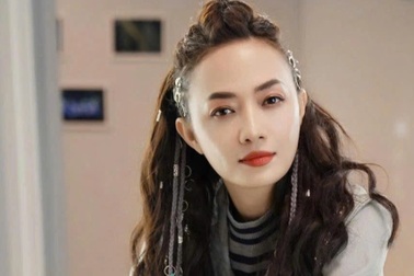 Tinna Tình phủ nhận tin đồn rời showbiz để lấy chồng, sinh con