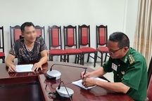 Chui trong... tủ lạnh để trốn cách ly