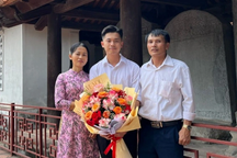 Thủ khoa Trường Dược Hà Nội chỉ bí kíp vượt qua "cú sốc" năm đầu đại học