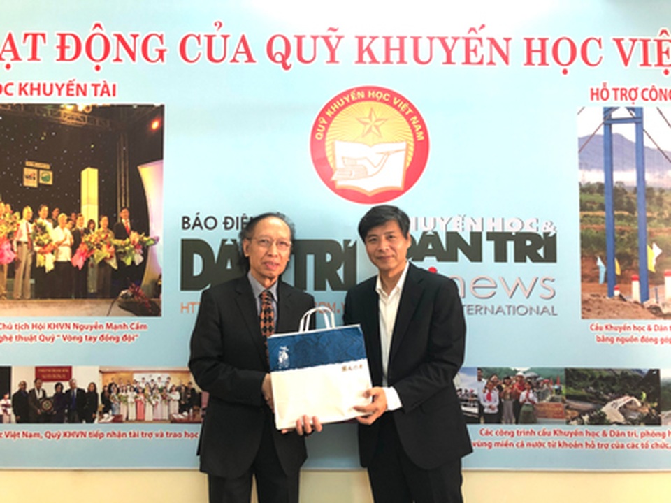Shinnyo-en Nhật Bản, Quỹ Khuyến học Việt Nam tiếp tục trao 18.000 USD cho học sinh, sinh viên nghèo vượt khó - 3 Shinnyo-en Nhật Bản, Quỹ Khuyến học Việt Nam tiếp tục trao 18.000 USD cho học sinh, sinh viên nghèo vượt khó - 3