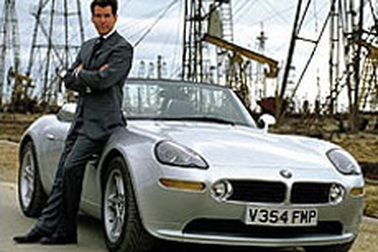 Tranh cãi “vặt” về sở thích ô tô của James Bond 