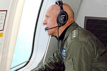 Bay thị sát Biển Đông, Tư lệnh hải quân Mỹ muốn cảnh báo Trung Quốc?