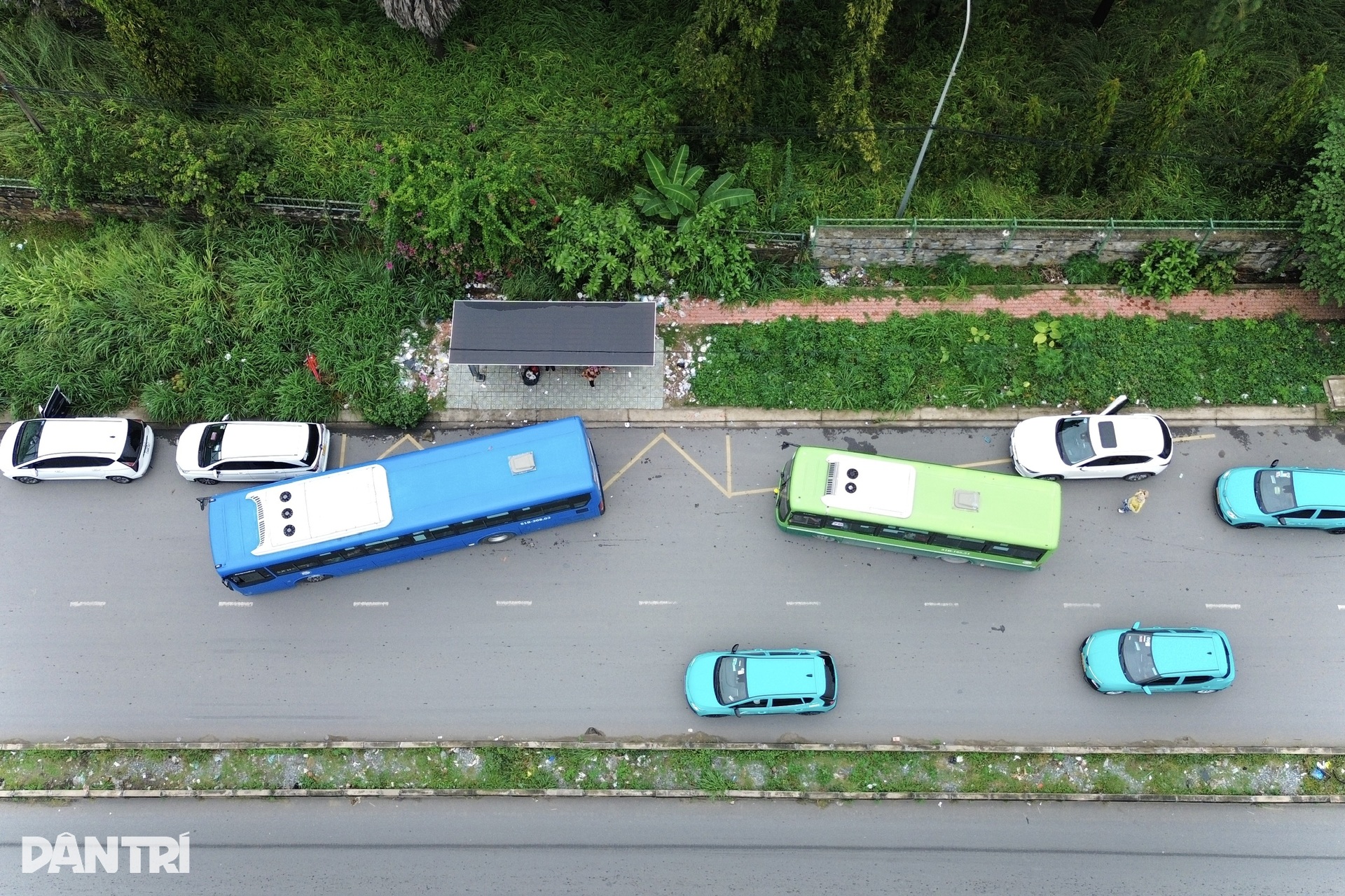 Ô tô bao vây bệnh viện Ung Bướu TPHCM - 4 Ô tô bao vây bệnh viện Ung Bướu TPHCM - 4